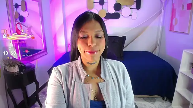 Snapshot of samantha_simur chatting on October 14, 11:57 am samantha simur online show from October 14, 11:57 am