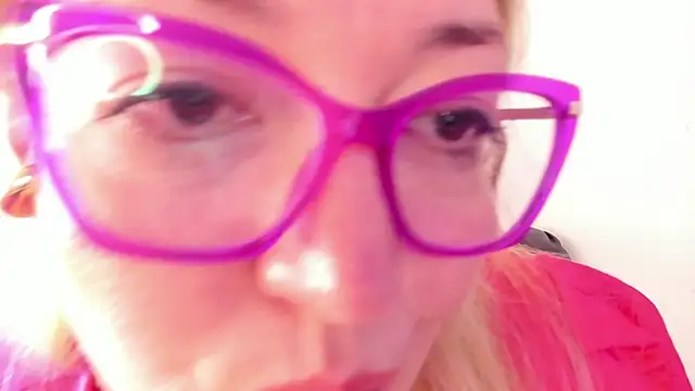 Naty Mature  online show from October 15, 9:45 am