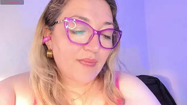 Naty Mature  online show from June 4, 6:45 pm