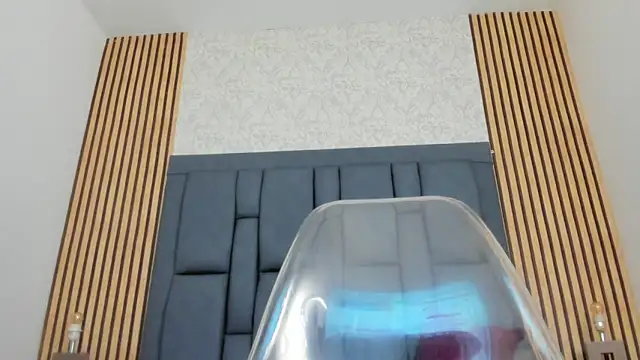 candela collinss online show from November 17, 12:39 pm