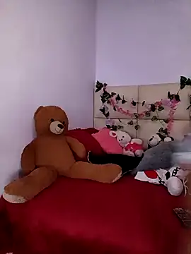 kymmgolden online show from April 4, 12:37 pm