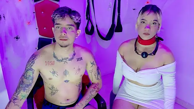 AliceandMax online show from October 30, 4:08 pm