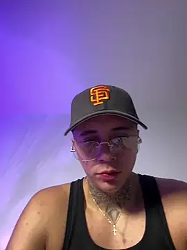  PhillipBrown online show from July 19, 12:51 pm