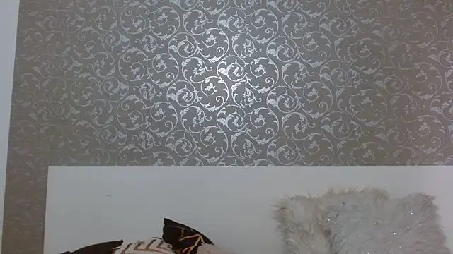 sammanta hott online show from June 1, 6:20 pm