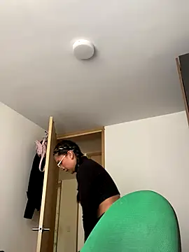 baby lizy online show from September 20, 9:02 pm