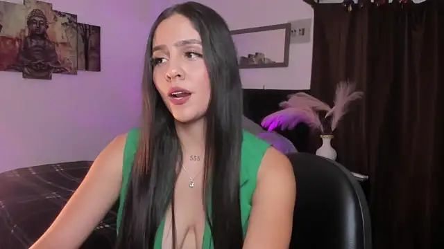 Snapshot of alisa_jhons1 chatting on October 15, 12:46 am alisa jhons1 online show from October 15, 12:46 am