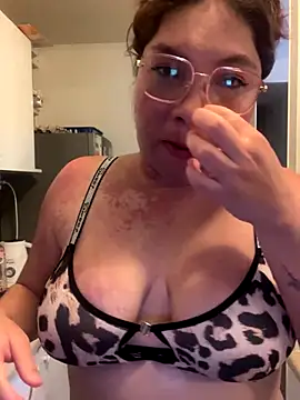 WhiteWomen online show from November 18, 2:23 am