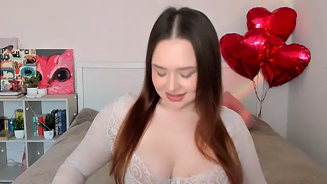 LittleKiitten online show from June 14, 2:06 pm