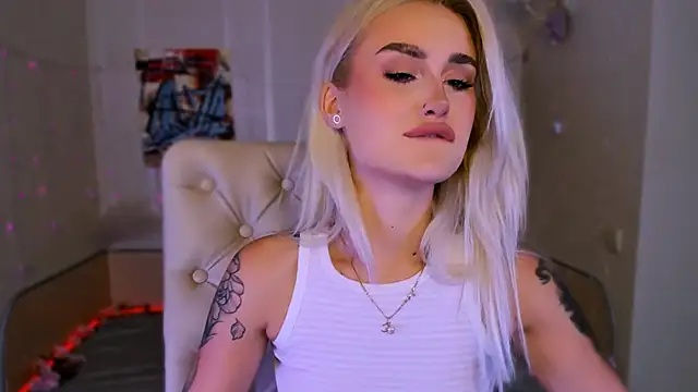  Ravenaa online show from November 10, 11:49 am