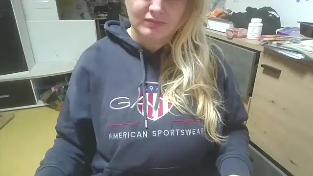 Meliss Official9 online show from February 14, 8:33 pm