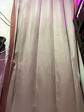 Hot beauty   online show from October 17, 4:48 am