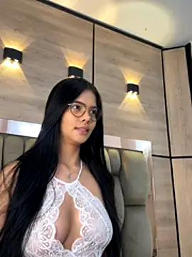 adara scot online show from November 11, 11:51 am