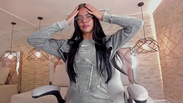 adara scot online show from October 30, 6:31 pm