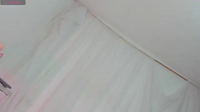 Snapshot of Itsme_Daniela chatting on September 21, 5:22 pm Itsme Daniela online show from September 21, 5:22 pm