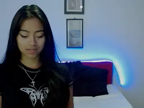 NatalyEscobar lx online show from February 2, 1:32 pm