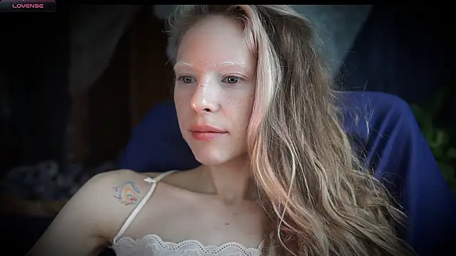  Phantom thread  online show from May 28, 12:25 pm