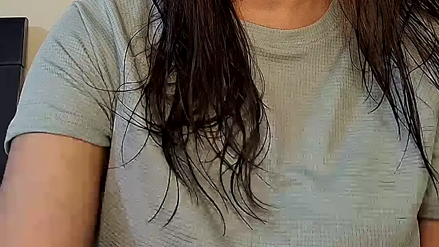 Snapshot of MIss-Naina chatting on September 16, 1:46 am MIss-Naina online show from September 16, 1:46 am