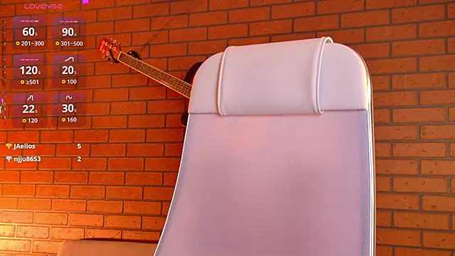 EllieCutes online show from December 15, 9:14 am