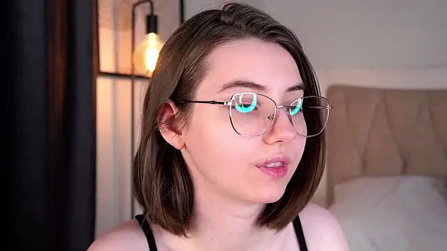 MeghanElson online show from June 12, 1:41 pm