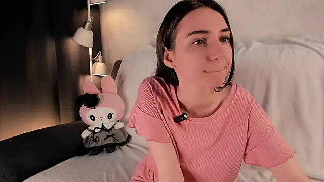 MeghanElson online show from September 16, 11:40 am