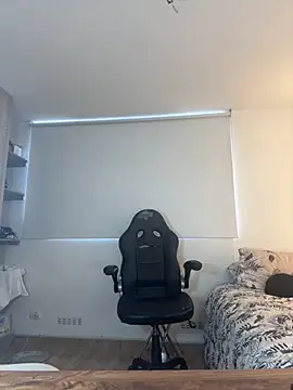 Snapshot of Elizabeth_Dupont chatting on September 11, 10:21 pm Elizabeth Dupont online show from September 11, 10:21 pm