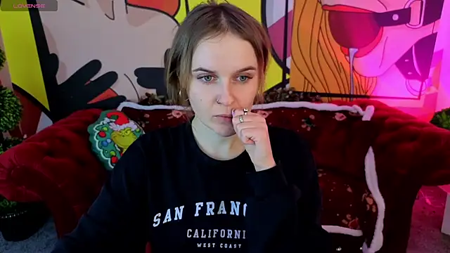 MaribelRiverr  online show from January 9, 1:37 pm