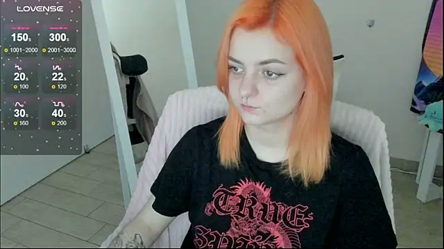 Fire Bestie online show from December 4, 1:57 pm