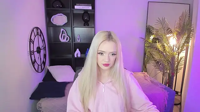 EmilyAir online show from November 29, 4:22 pm