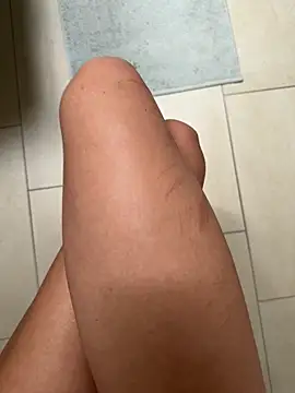 Naylee   online show from June 5, 6:52 am