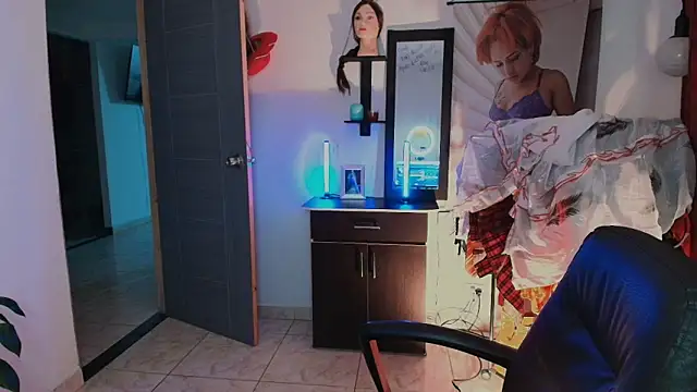 TinnaDawsom online show from February 28, 12:43 am