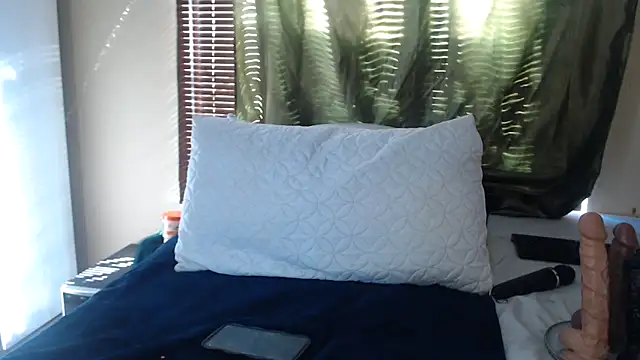 Foxybrownxx1 online show from April 6, 7:31 am