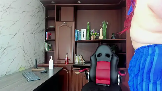 MirandaRossi online show from September 19, 3:05 am