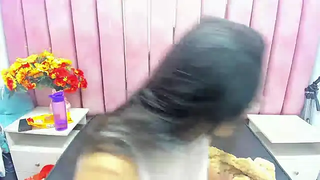 Snapshot of Miaa_Smiith_ chatting on October 7, 3:22 am Miaa Smiith online show from October 7, 3:22 am