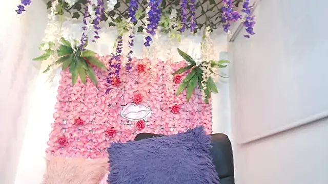 BLONDE SEXYHOT online show from November 22, 1:41 am