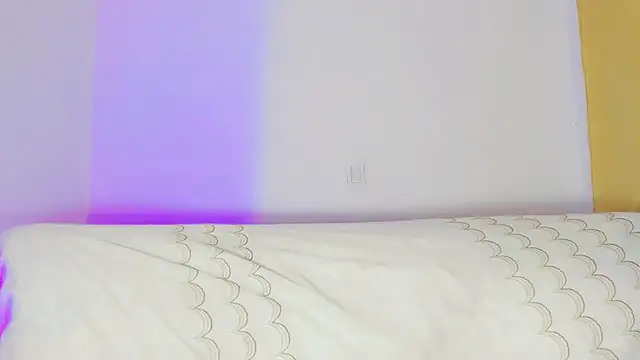 TatiGil online show from November 3, 5:50 pm