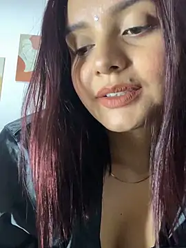 Melanyprada online show from November 25, 6:37 am