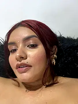 Snapshot of Melanyprada chatting on October 13, 4:04 am Melanyprada online show from October 13, 4:04 am