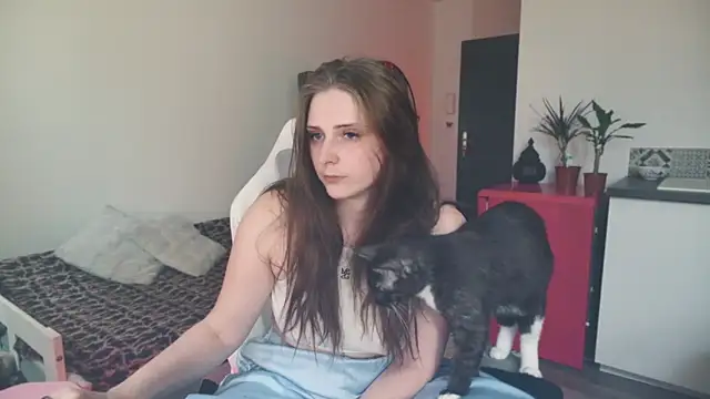 Celeste Off online show from April 19, 10:37 am