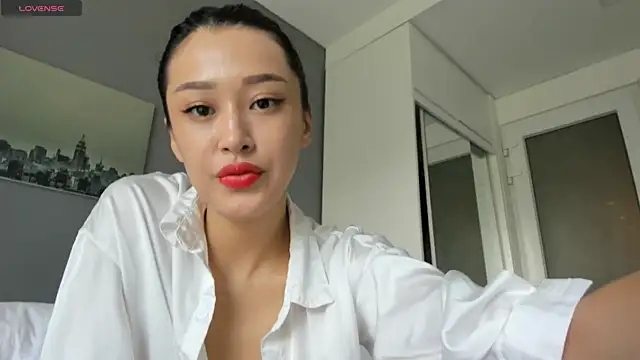 yumisunn online show from October 14, 4:48 am