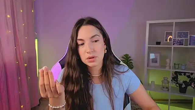 MelissaLovely  online show from July 18, 4:16 am