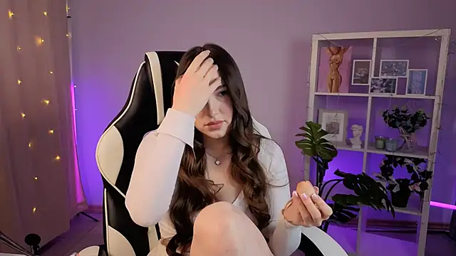 MelissaLovely  online show from March 5, 5:14 am