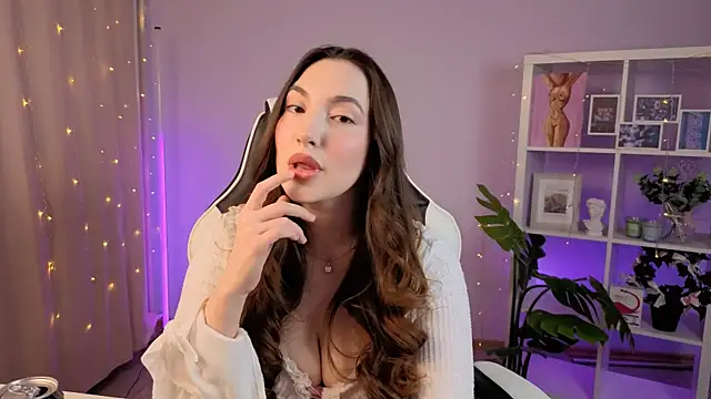 MelissaLovely  online show from February 20, 6:26 am