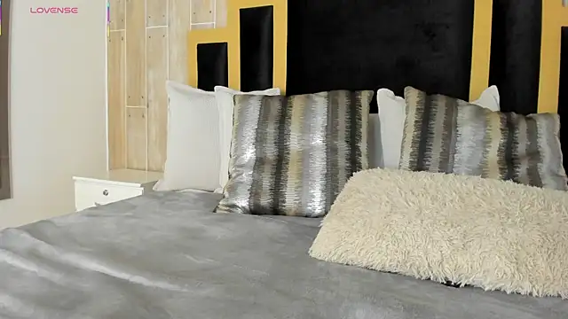 AriaFoster online show from October 23, 12:38 am