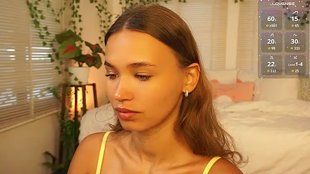 lexicoyy  online show from December 4, 3:42 am