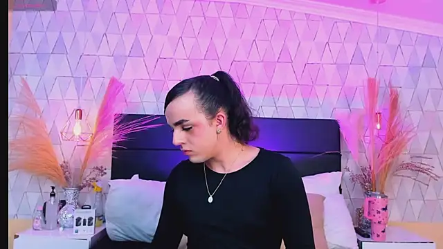 JustinePerry online show from February 19, 4:12 am