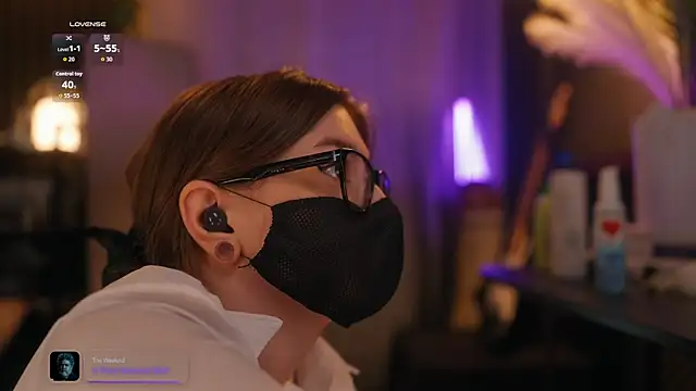 aarimass online show from April 18, 7:58 pm