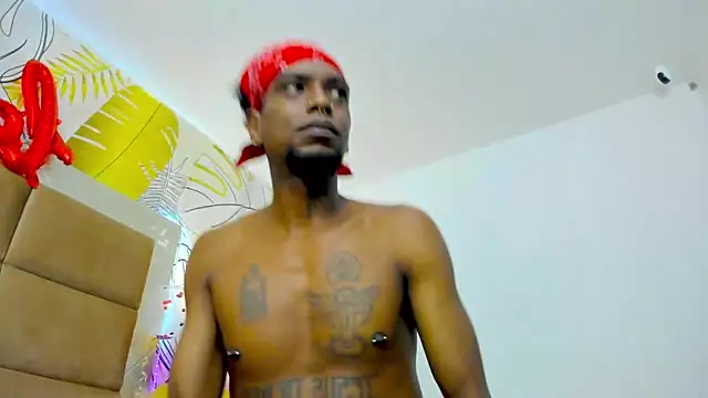 bigblackhotx1 online show from September 11, 9:20 am