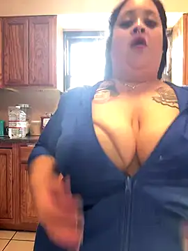 Snapshot of tillymarie34 chatting on October 2, 4:45 pm tillymarie34 online show from October 2, 4:45 pm