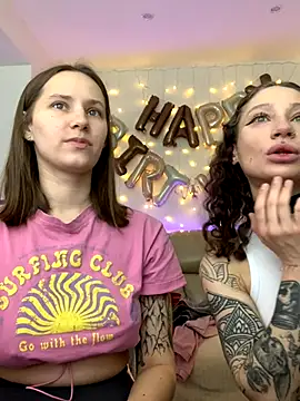 HotCaramellsTV online show from October 18, 10:18 am