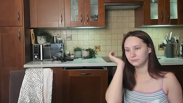 HotCaramellsTV online show from June 22, 8:22 am